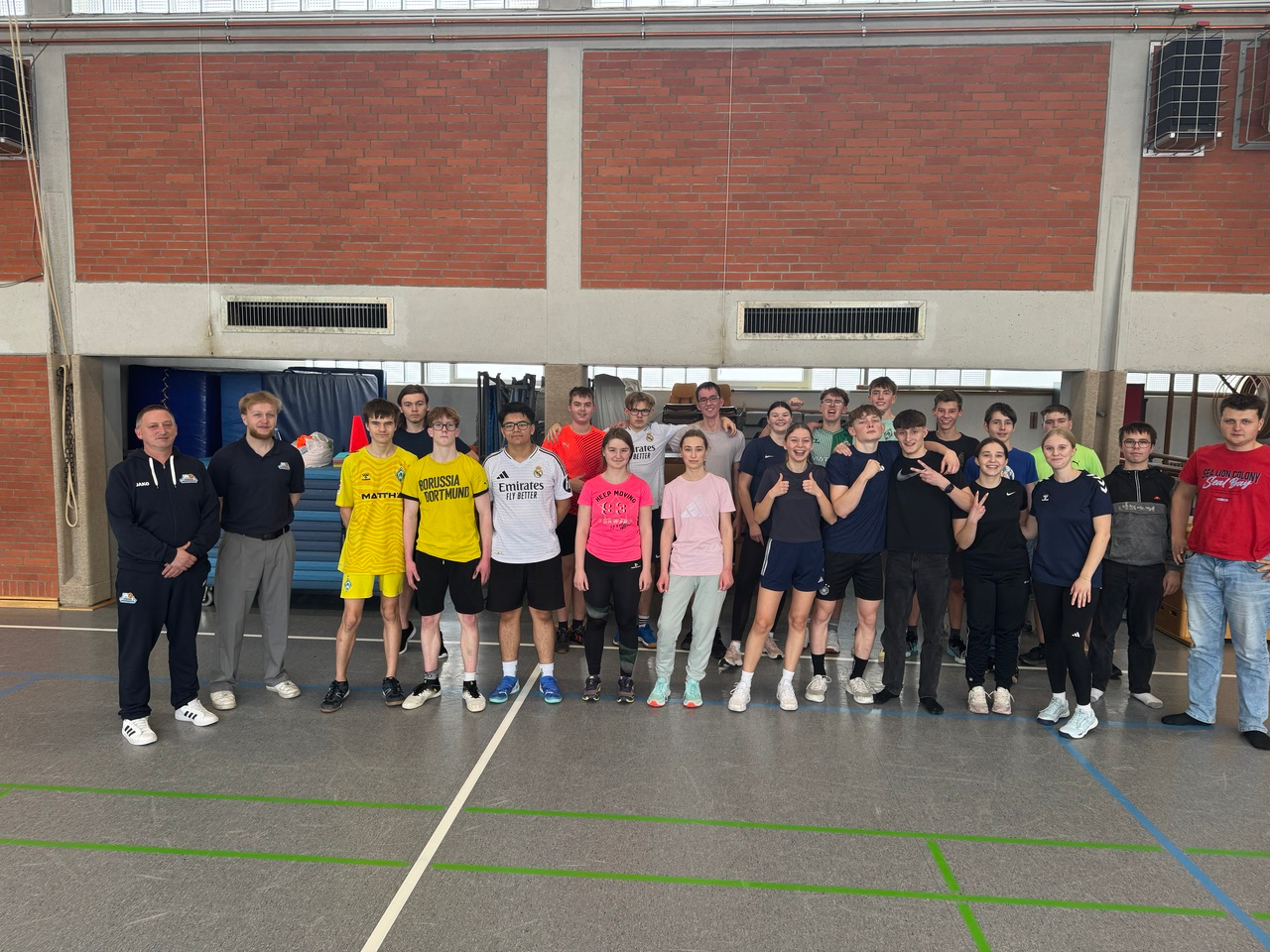 Eisbären Bild mit Trainern